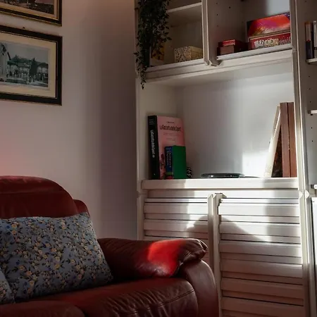 Riviera Con Accesso Al Tatil Evi Ispra